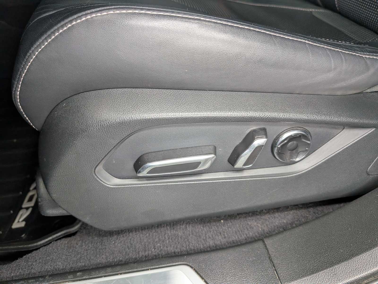 Used 2019 Gunmetal Metallic Acura w/Technology Pkg image 40