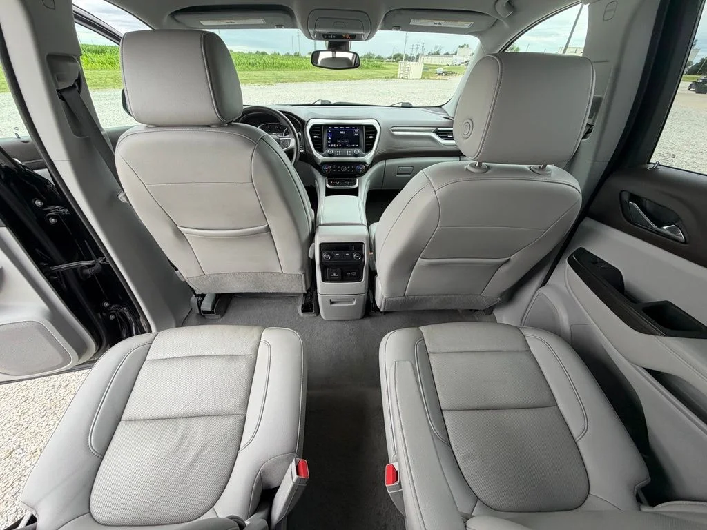 Used 2023 Black GMC SLT image 26