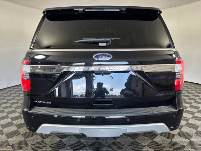 Used 2021 Black Ford Platinum image 25