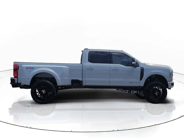 New 2026 Avalanche Ford Platinum image 5