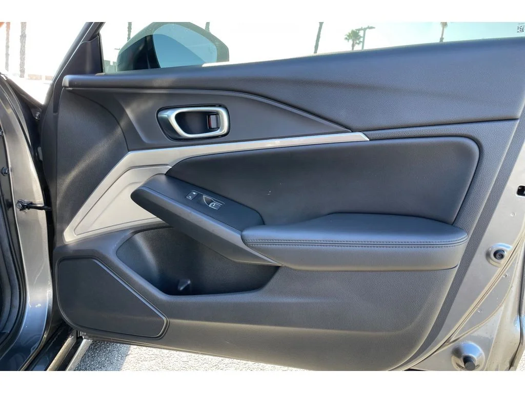 Used 2025 Liquid Carbon Metallic Acura INTEGRA image 19