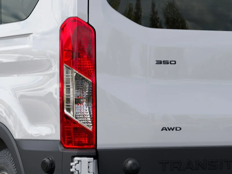New 2027 Oxford White Ford 350 XL image 30