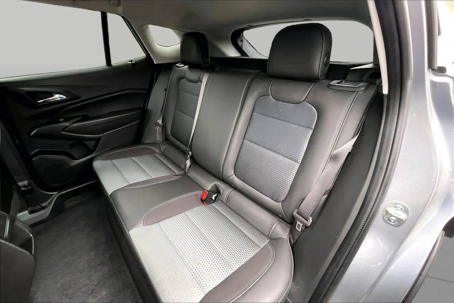 Used 2026 Sterling Gray Metallic Chevrolet LT image 19