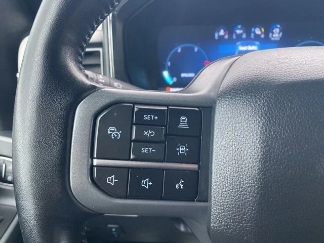 Used 2023 Silver Ford Lariat image 21