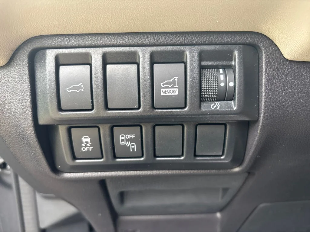 Used 2019 Gray Subaru Limited image 26