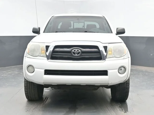 Used 2008 Super White Toyota Base image 3
