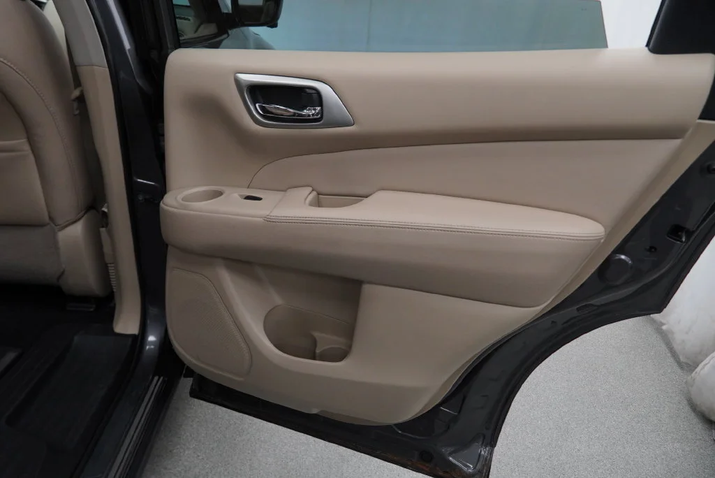 Used 2017 Gun Metallic Nissan Platinum image 41