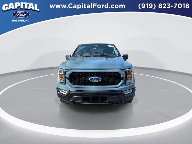 Used 2023  Ford XLT image 3