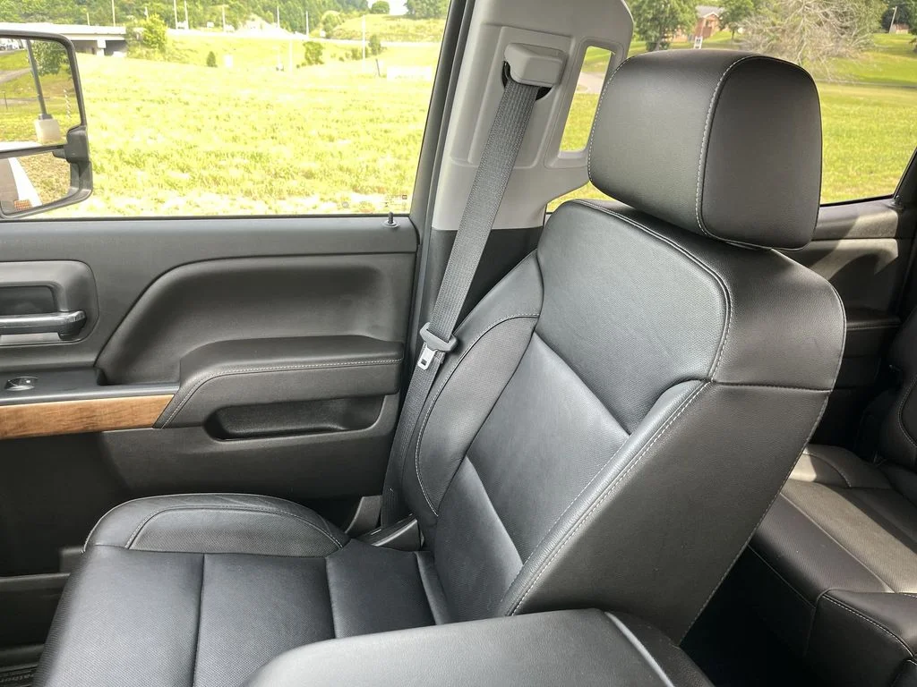 Used 2017 Gray Chevrolet LTZ image 23