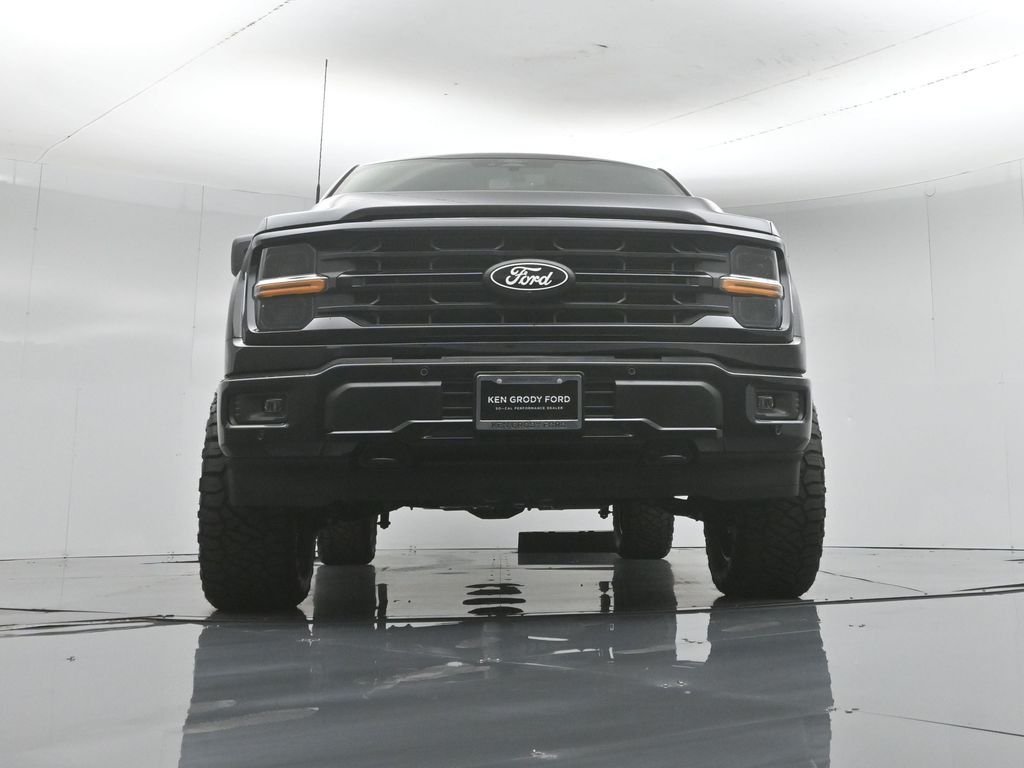 New 2026 Agate Black Metallic Ford XLT image 46