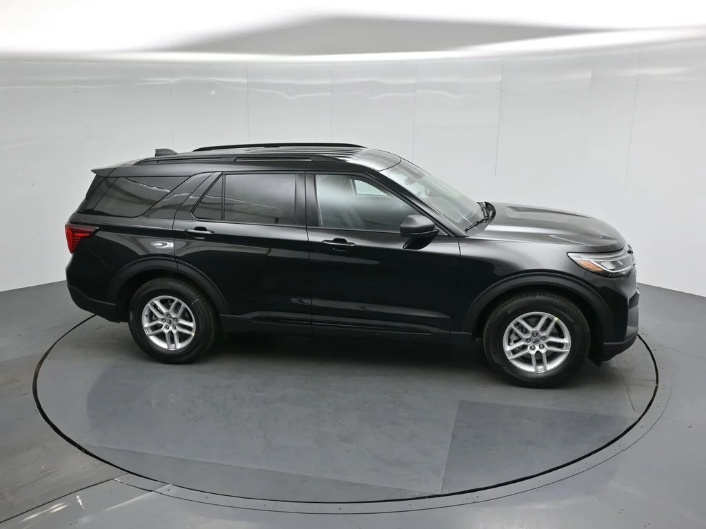 New 2026 Agate Black Metallic Ford Active image 53