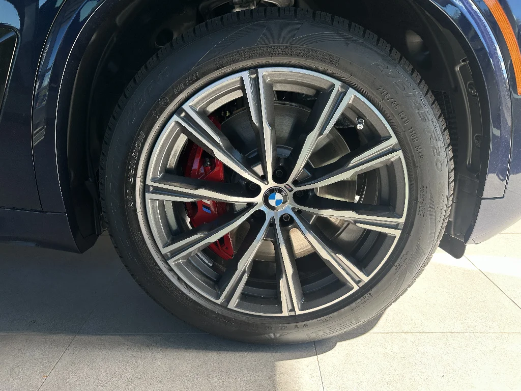 New 2026 Tanzanite Blue II Metallic BMW xDrive50e image 8