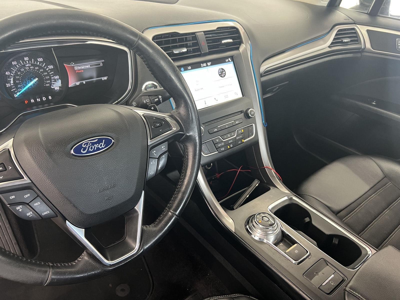 Used 2017 Magnetic Ford SE image 19