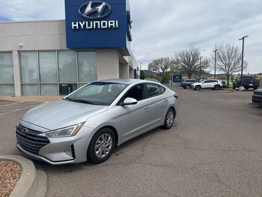 2019 Hyundai Elantra SE