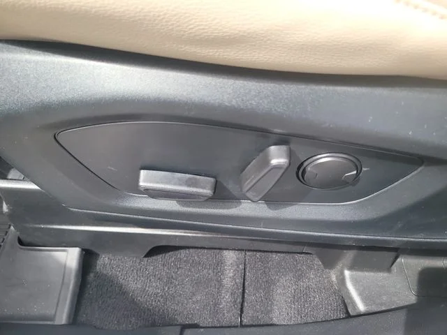 Used 2022 Silver Ford Limited image 23