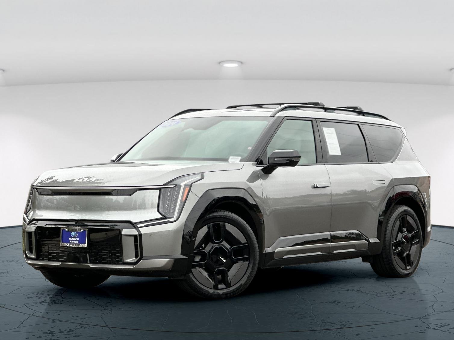Used 2024 Pebble Kia GT-Line 4D Sport Utility image 2