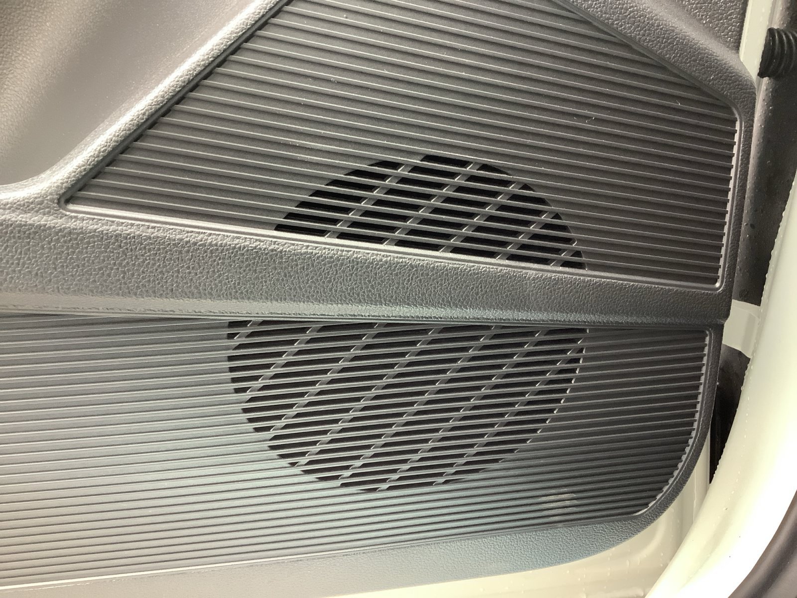 New 2026 Pure White Volkswagen SE image 26