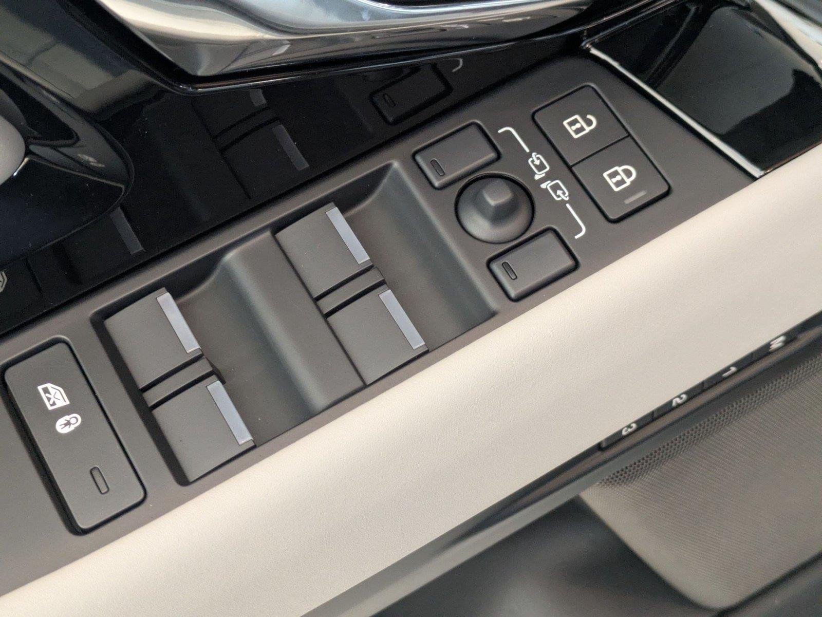 New 2026 Tribeca Blue Land Rover Hoxton Edition image 7