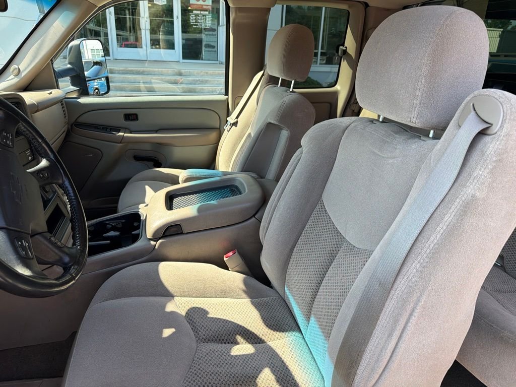 Used 2006 Green Chevrolet LT image 16