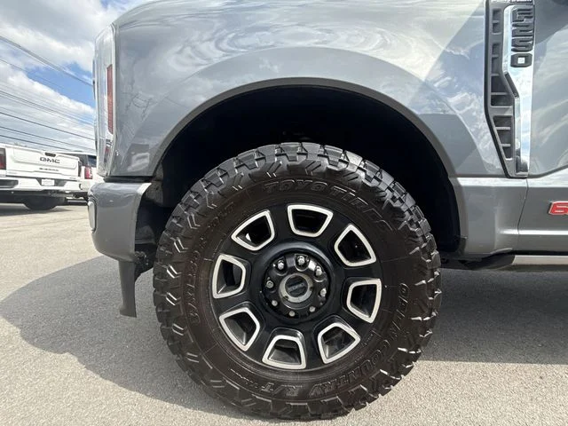 Used 2024 Gray Ford Platinum image 10