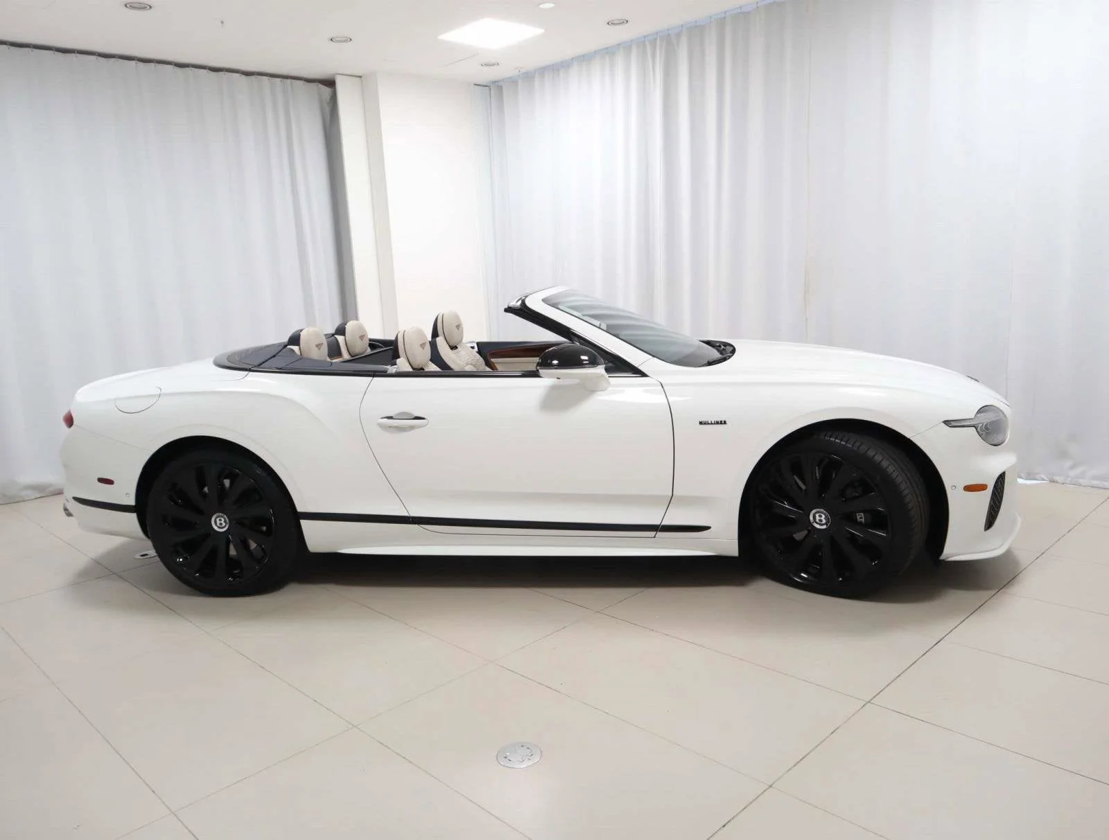 Used 2025 Glacier White Bentley GT Speed image 6