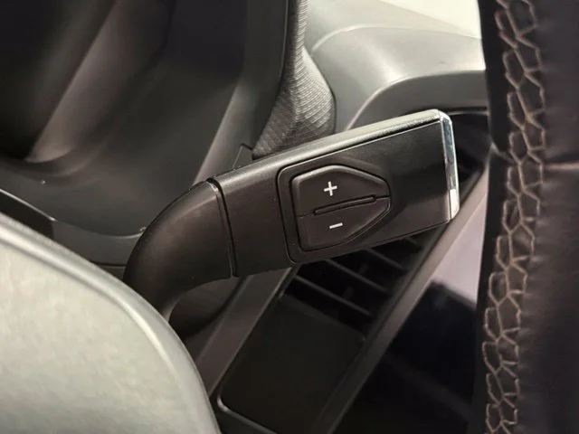 Used 2025 White Ford XLT image 16