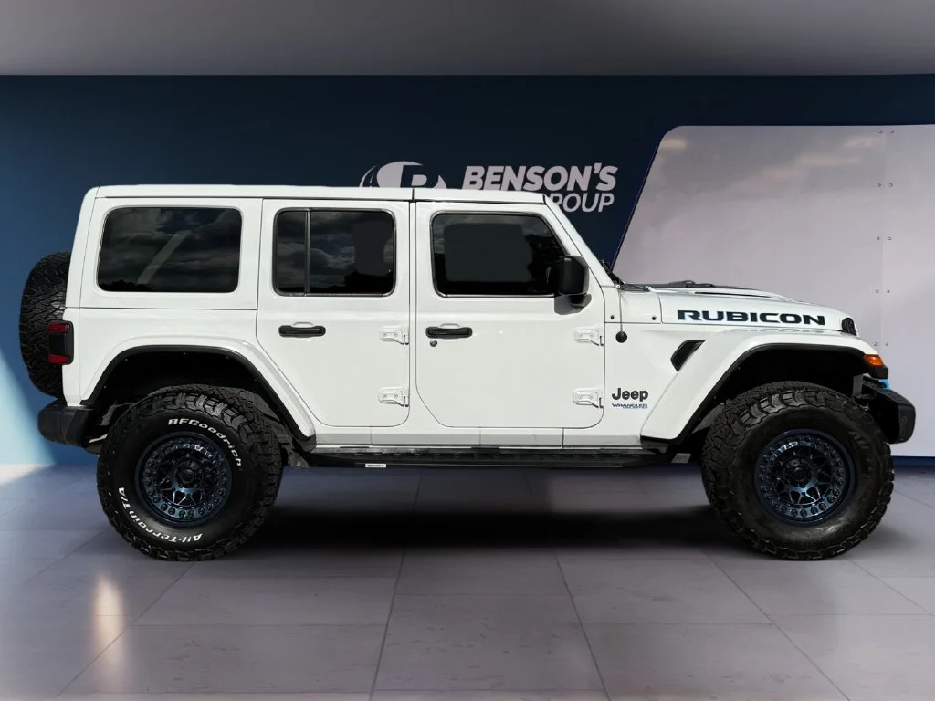 Used 2021 White Jeep Unlimited Rubicon 4xe image 6