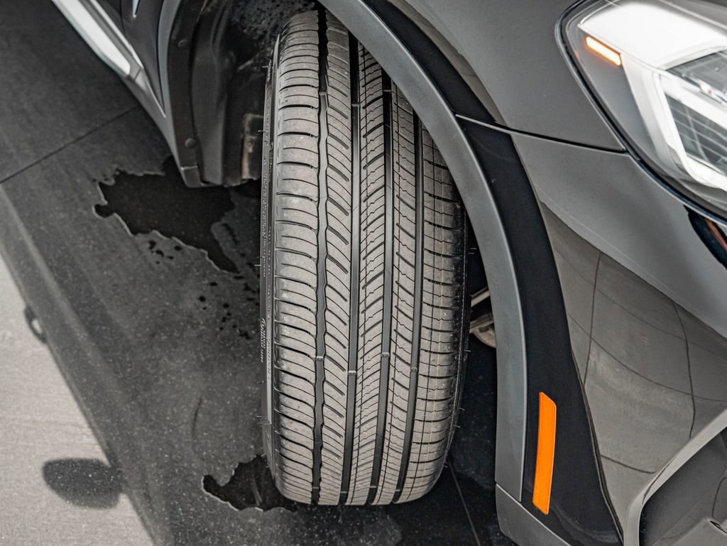 Used 2024 Jet Black BMW xDrive30i image 42