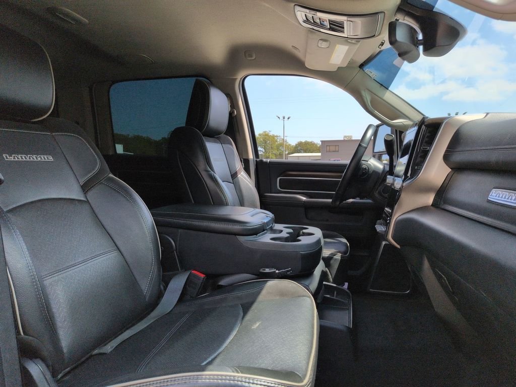 Used 2024 White Ram Laramie image 26