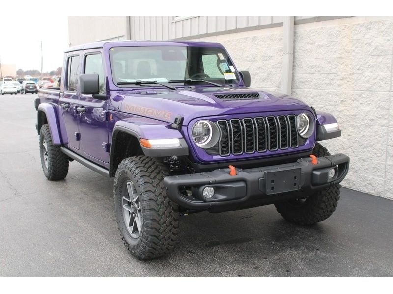 New 2026 Reign Exterior Paint Jeep Mojave X 4x4 image 2