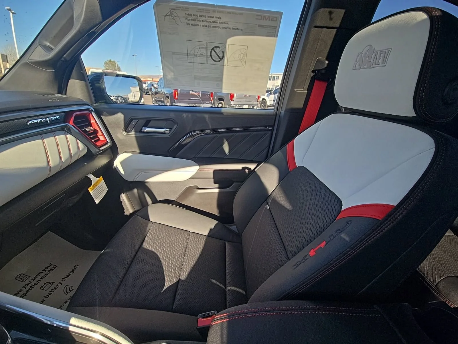 2026 GMC Canyon AT4X - Photo 33