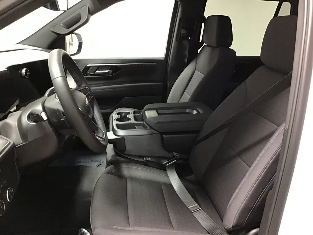2026 Chevrolet Tahoe LS - Photo 18