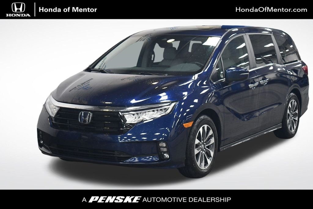 Certified Used 2024 Crystal Black Pearl Honda EX-L image 1
