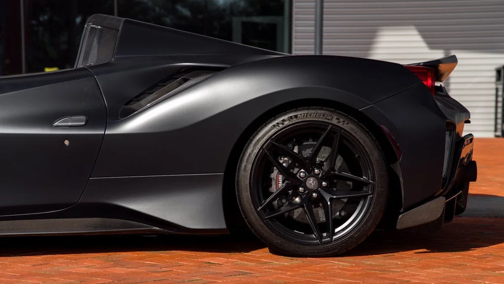 Used 2020 Nero Opaco Ferrari Base image 3