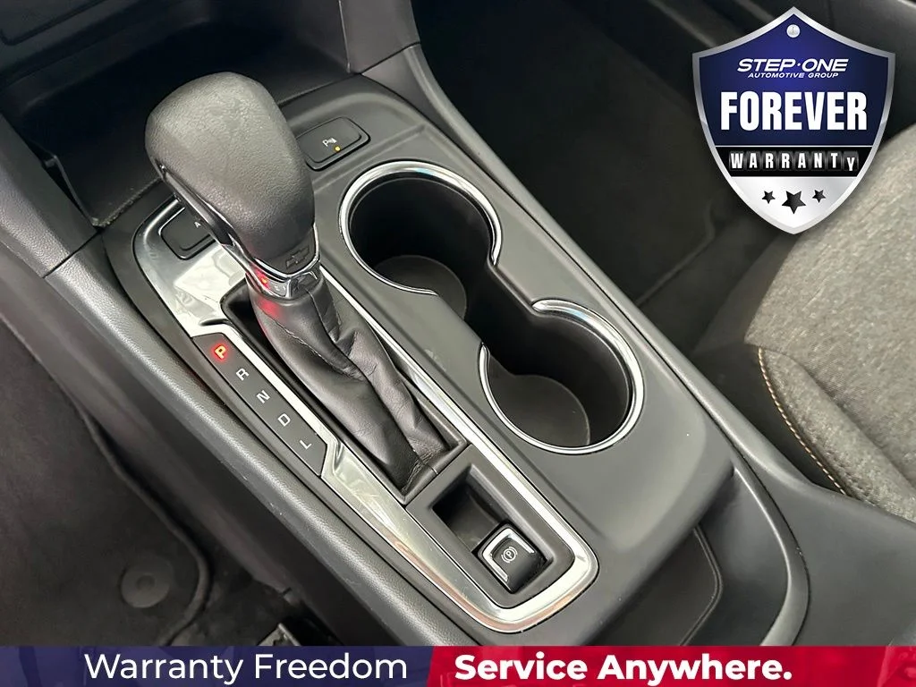 Used 2024 Gray Chevrolet LT image 27