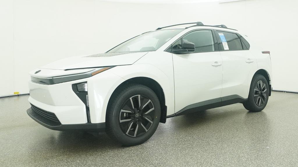 New 2026 Wind Chill Pearl Toyota XLE image 6