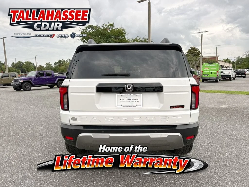 Used 2026 Platinum White Honda TrailSport Elite image 4
