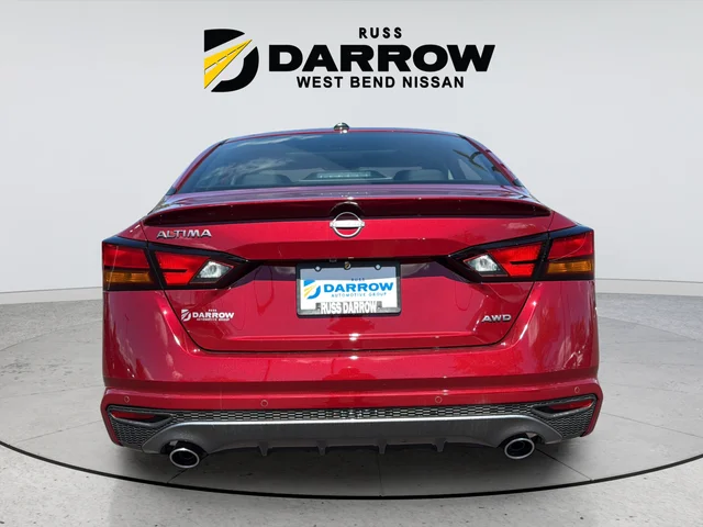 New 2026 Scarlet Ember Tintcoat Nissan 2.5 SV image 4
