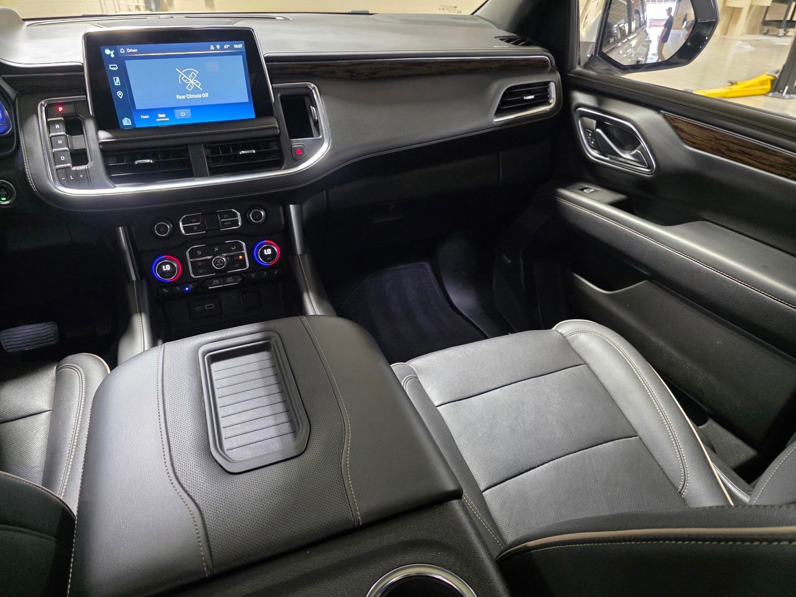Used 2023 Summit White Chevrolet Premier image 14