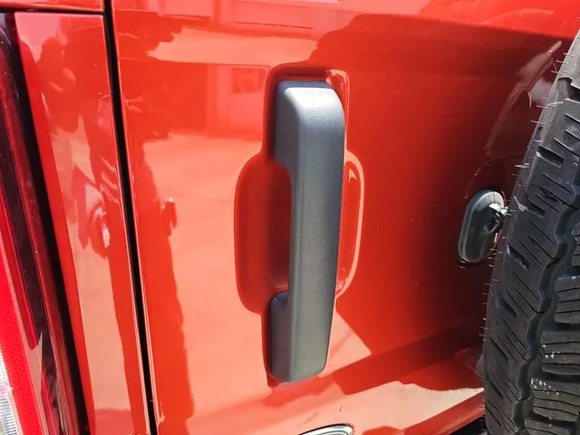 Used 2022 Red Ford Big Bend image 13