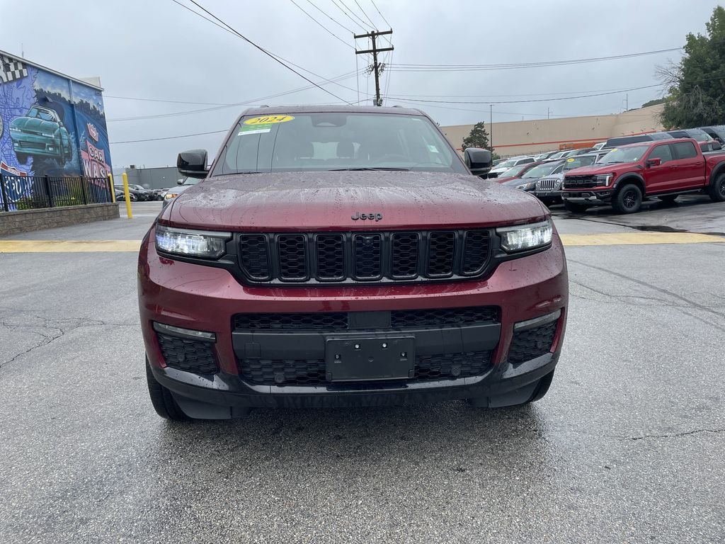 Used 2024 Red Jeep Limited image 5