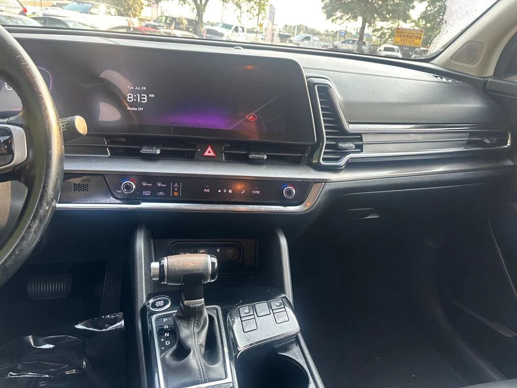 Used 2024 Black Kia EX image 15