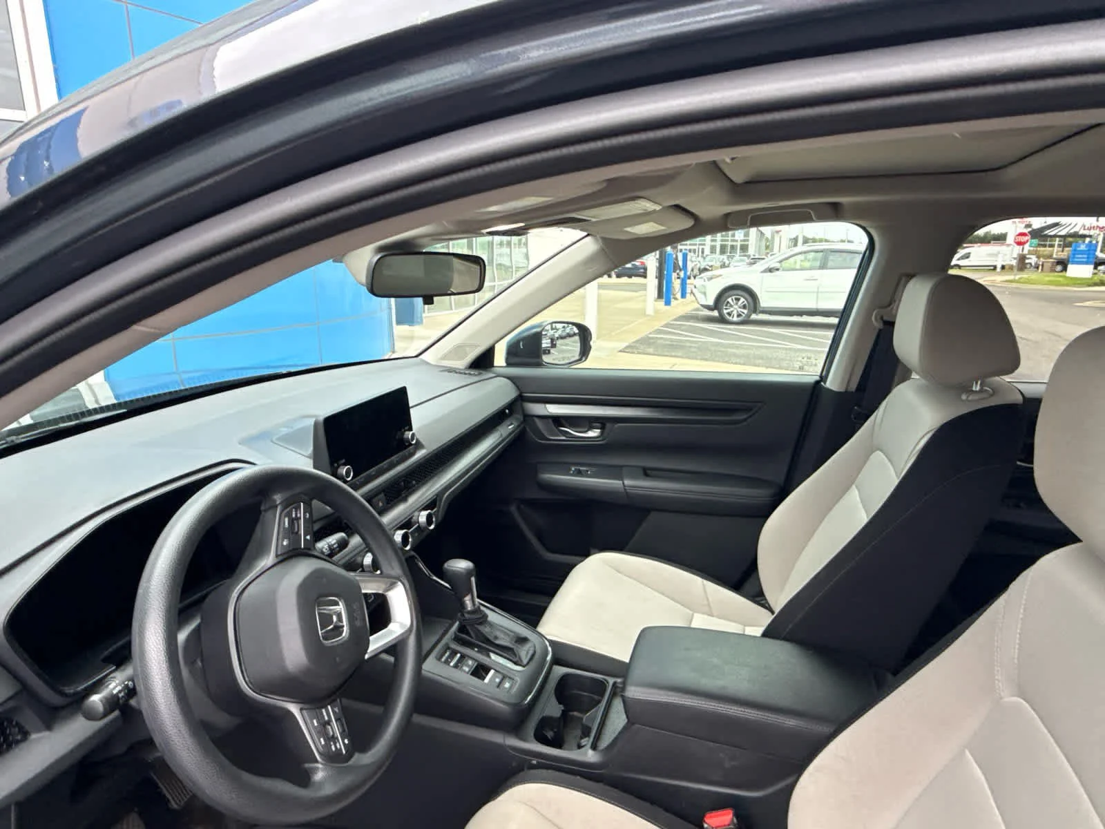 Used 2023 Meteorite Gray Metallic Honda EX image 8