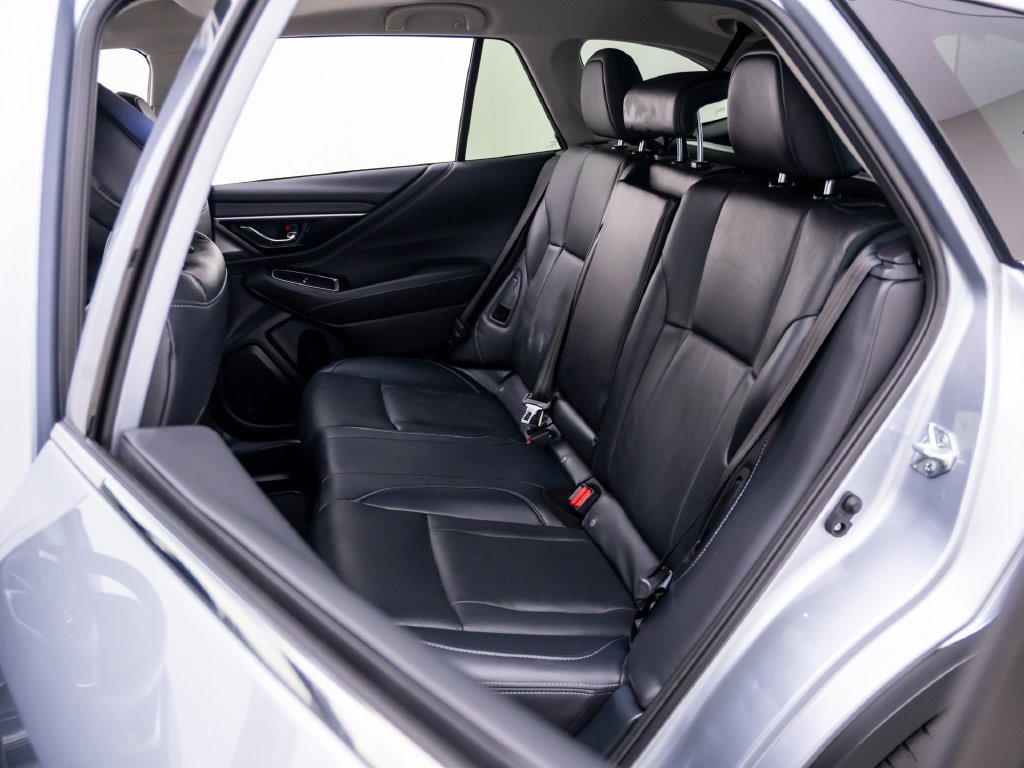 Used 2024 Ice Silver Metallic Subaru Touring image 18