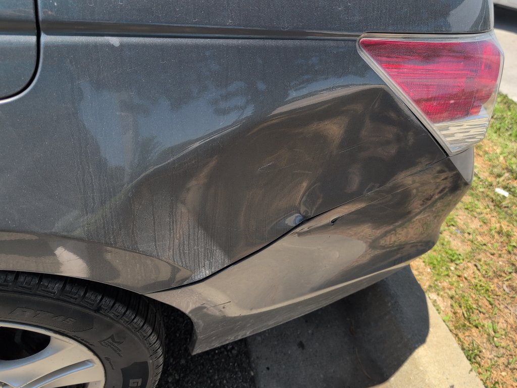 Used 2010 Grey Honda LX-P image 8