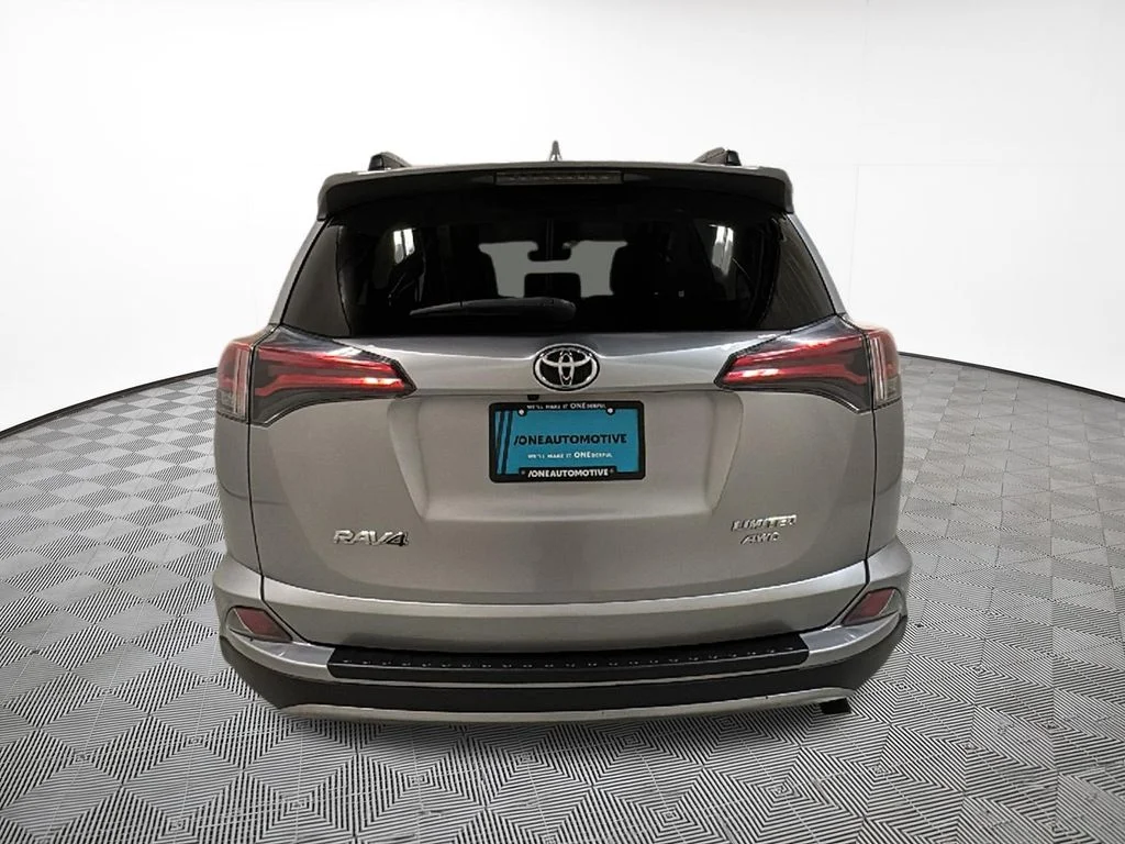 Used 2017 Silver Sky Metallic Toyota Limited image 10
