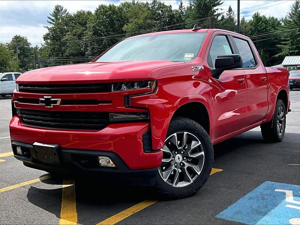 Used 2020 Red Chevrolet RST image 3