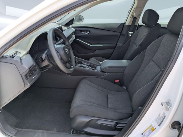 Used 2025 White Honda LX image 21
