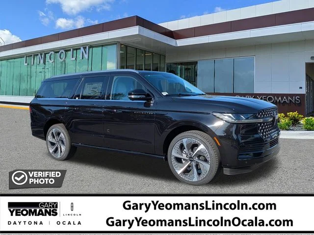 2027 Lincoln Navigator
