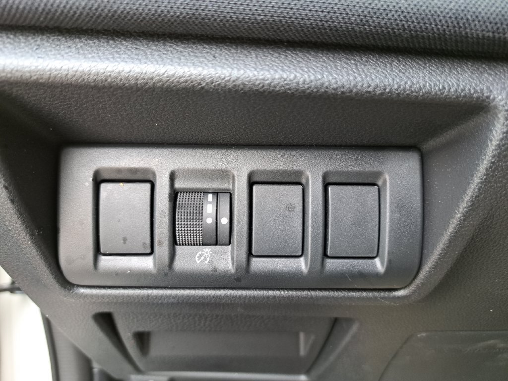 Certified Used 2025 White Subaru 2.5i image 23